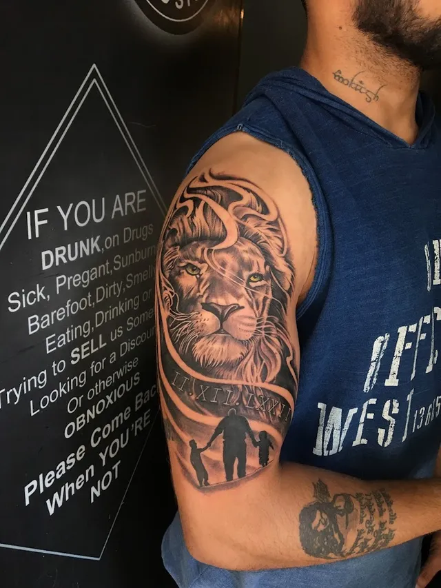 Naughty Needles Tattoo Studio - 4