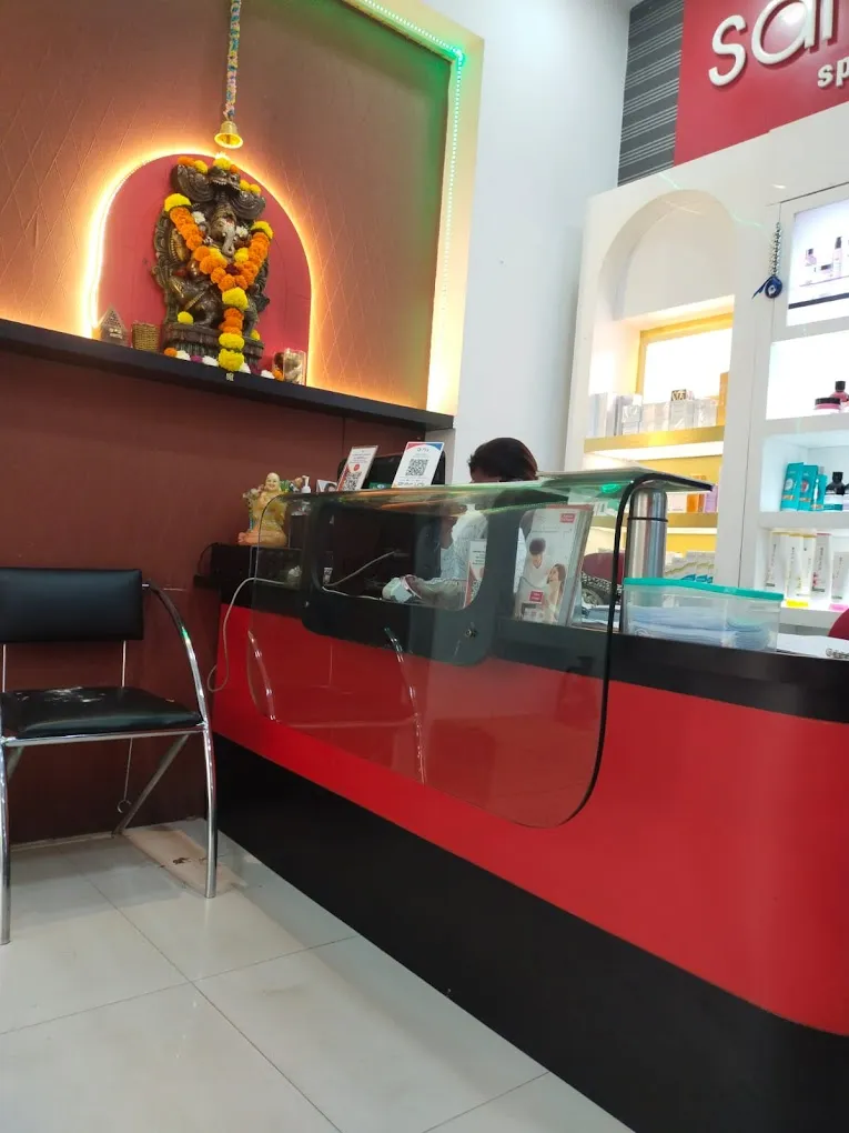 Sarla's Spa, Salon & Academy