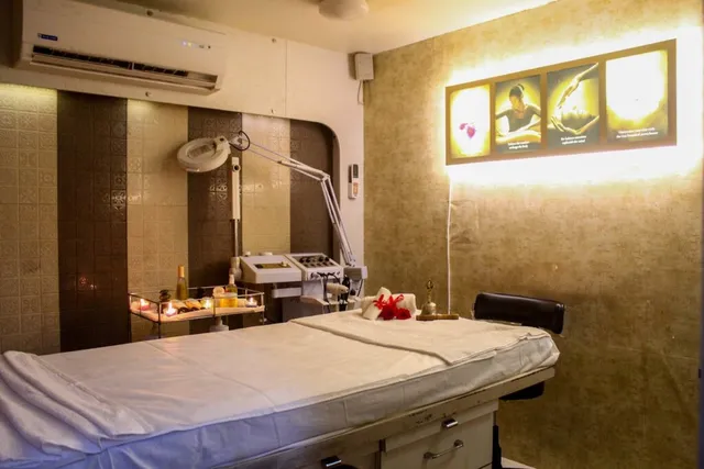 Sarla's Spa, Salon & Academy - 3