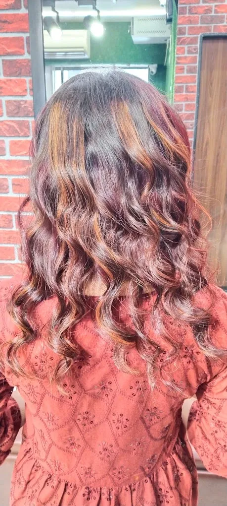 Ashraf Scissors Salon - 2