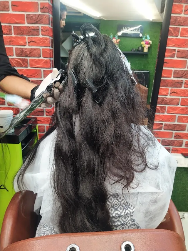 Ashraf Scissors Salon - 3