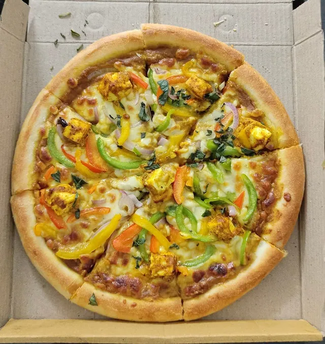 Saras Juice Cafe - 3