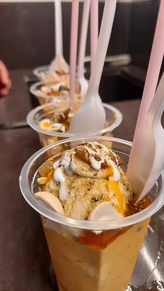 Shri Nath Juice Center - 4