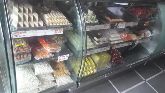 Jai Veer Sweets And Farsan Mart - 5