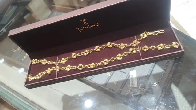 Tanishq Jewellery - Mumbai - Thane Godbunder - 4