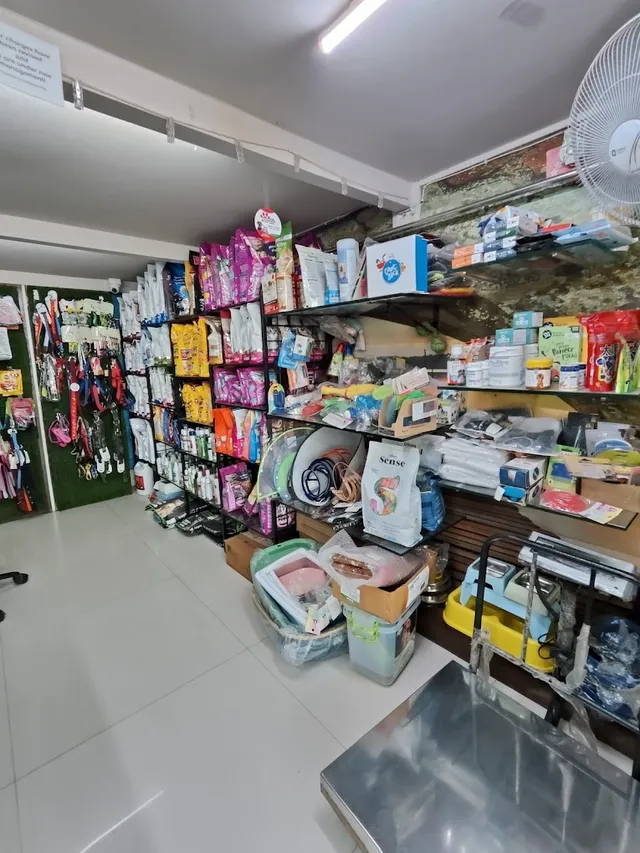 Bark n Purr Pet Shop - 3