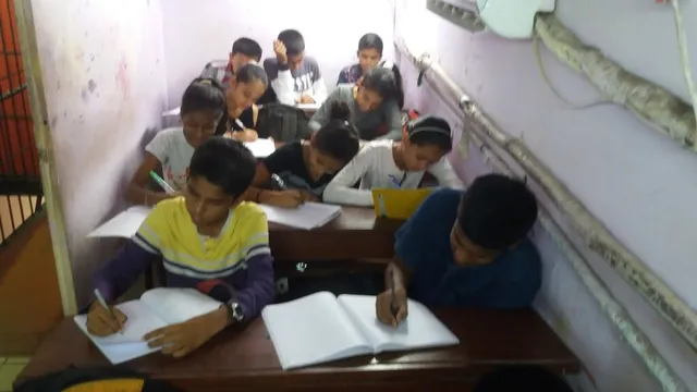 MANJREKAR CLASSES - 4