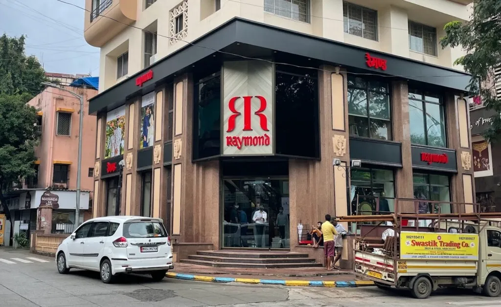 The Raymond Shop Talaopali
