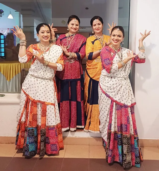 Dress4Less - The Rental Boutique - 4