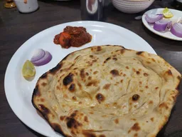 Shruti Veg Restaurant - 4