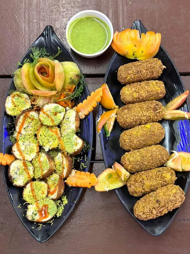 UTTARAYAN Pure Veg Restaurant - 3