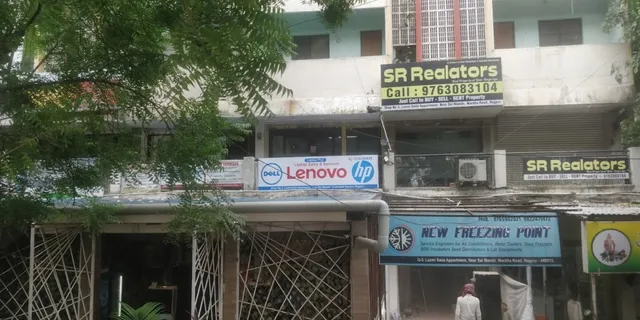 Laptop Service Center - Laptop Plus - 4