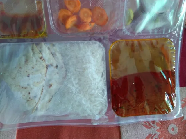 Sangam Saoji Veg And Non Veg Restaurant - 3