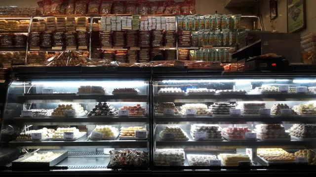 Bombaywala Sweets - Sadar Outlet - 3