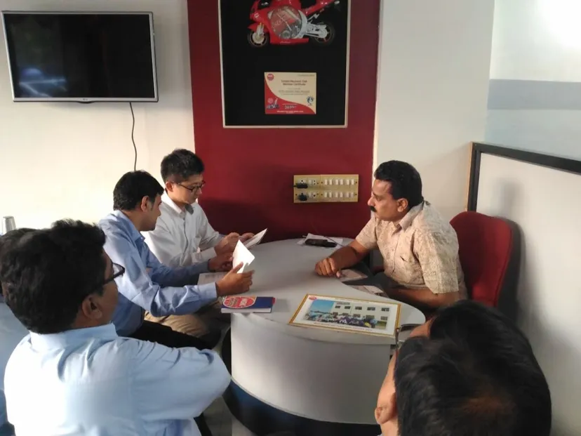 Valvoline Bike Xpert - M. K. Automobiles