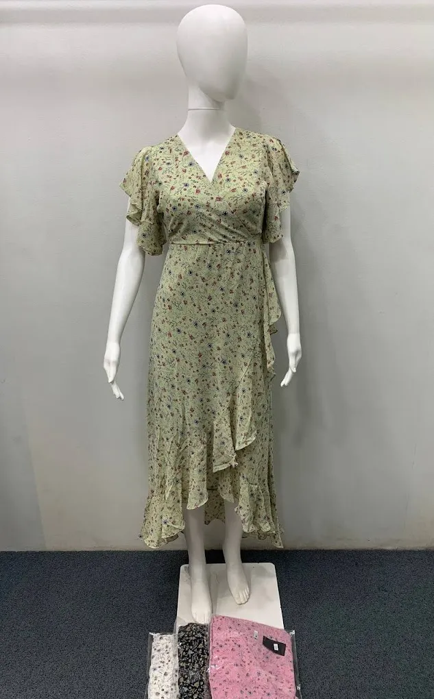 Tanishq Fashions | Best ladies wear store in Nagpur - 3