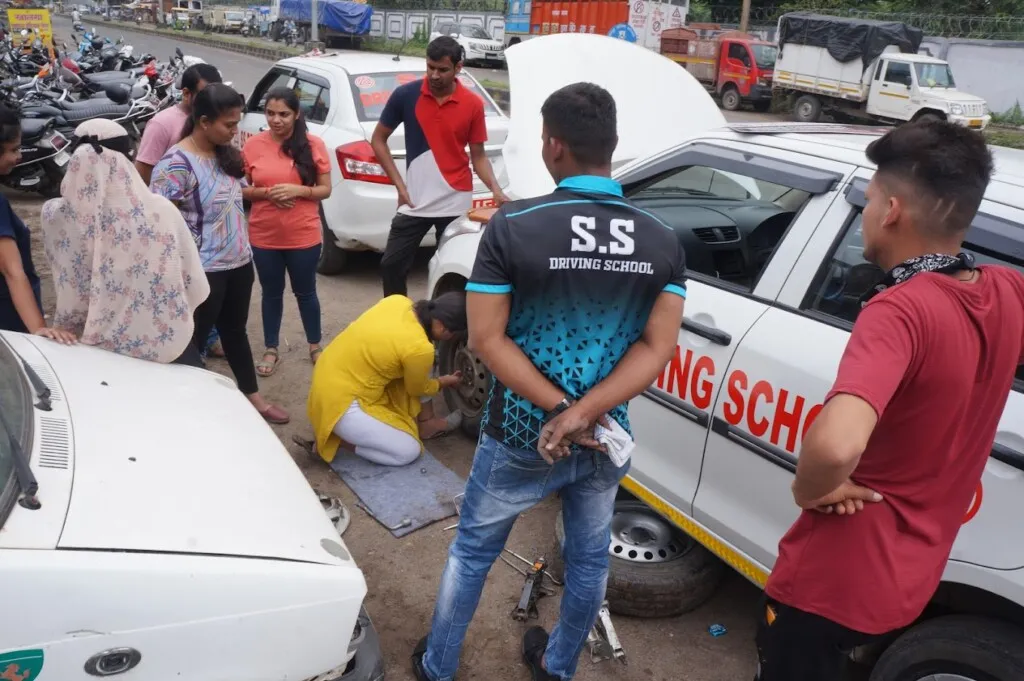 S S Driving School & R.T.O. Consultancy