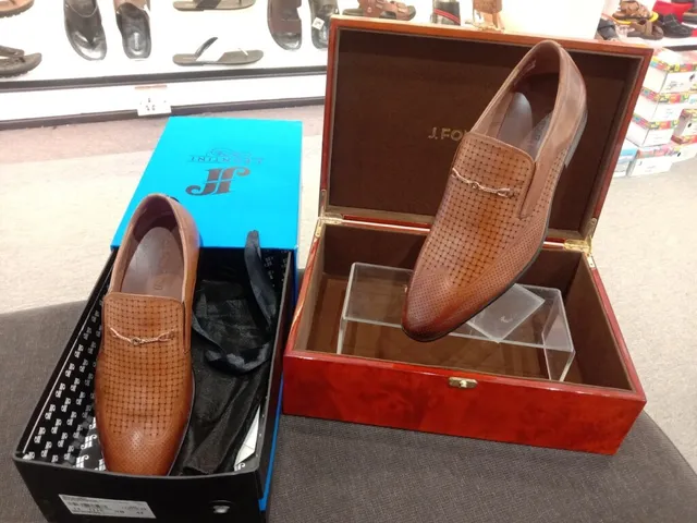 Mochi Shoes Nagpur - 3