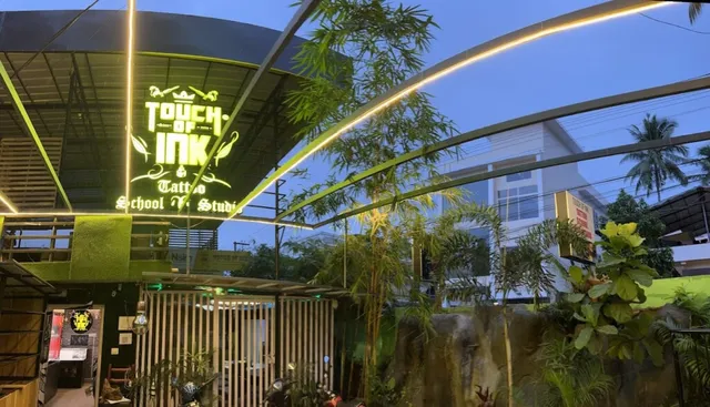 Touch of Ink Tattoo school and studio - 5