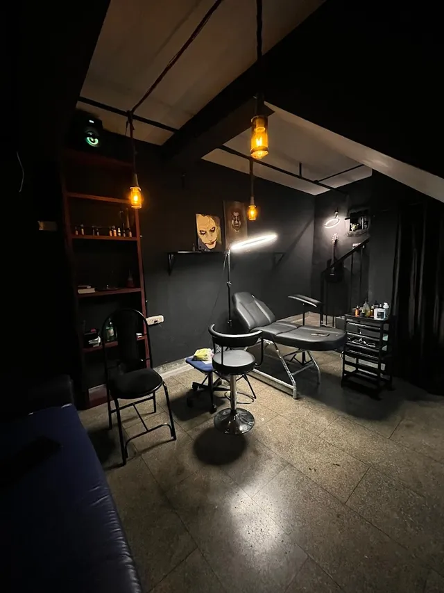 Oldman Tattoo Studio & Training School - 5