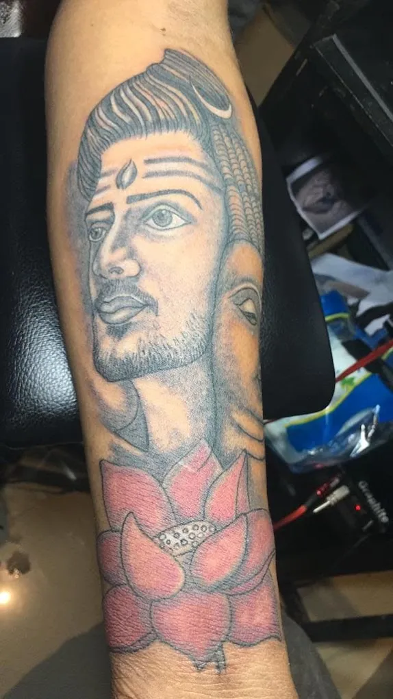 Step Up Tattoo Studio - 4