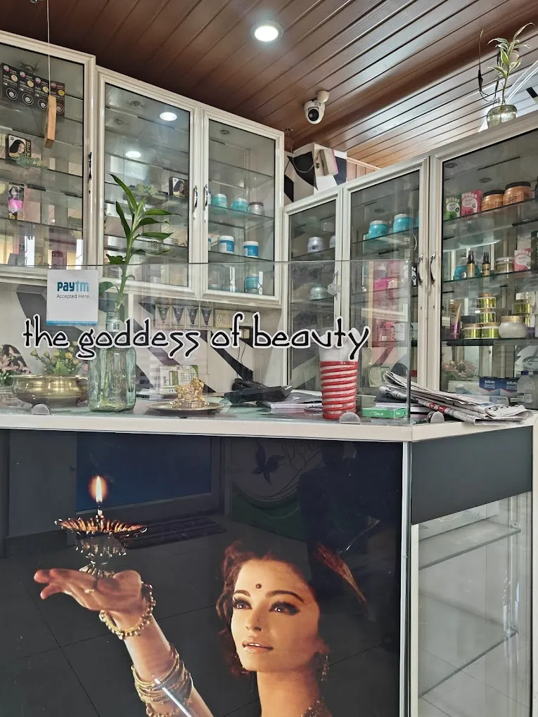 Venus The Family Beauty Makeover Studio & SPA