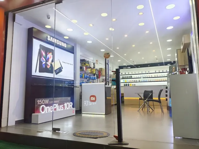 New mobile store vellayambalam - 2