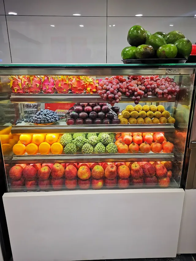 Haji Ali Fresh Fruit Juices - 3