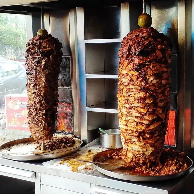 Burj Al Mandi Restaurant - 2