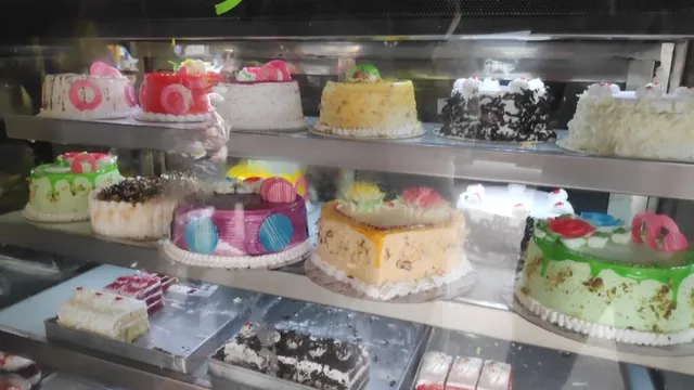 Sweet Rani Bakery & Stores - 3
