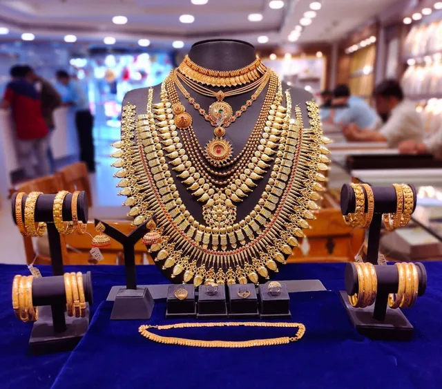 Rajakumari Gold & Diamonds Thiruvananthapuram - 2
