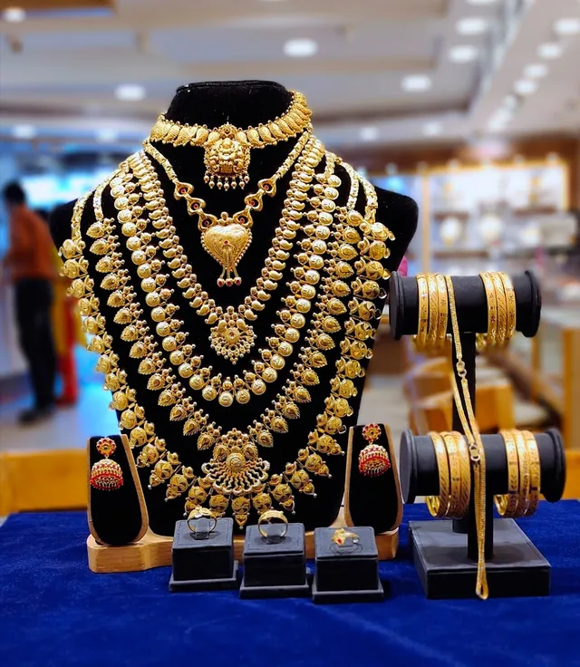 Rajakumari Gold & Diamonds Thiruvananthapuram - 4