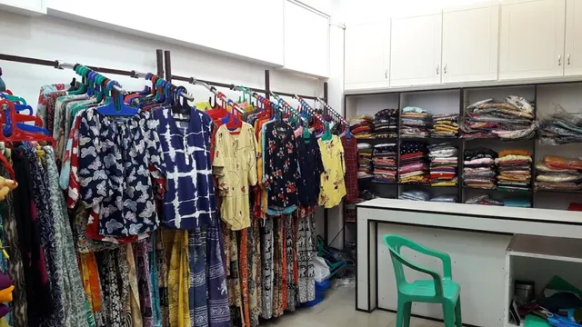 Kedaram Shopping Complex - 3