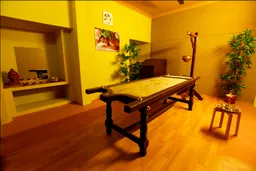 Natura Salon and Spa for Women