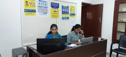 Career Point | NEET / AIIMS / JIPMER / JEE Coaching Center : TRIVANDRUM - 3
