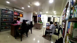 Career Point | NEET / AIIMS / JIPMER / JEE Coaching Center : TRIVANDRUM - 4