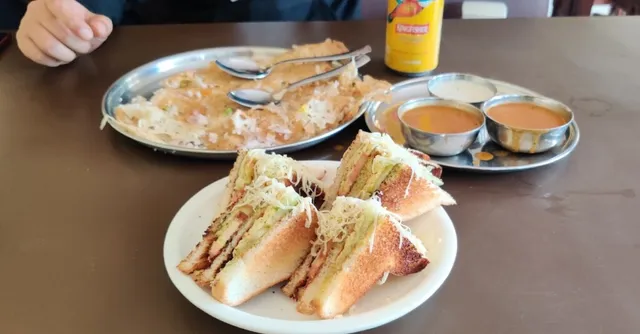 Sagar Kinara Pure Veg Resturants - 4