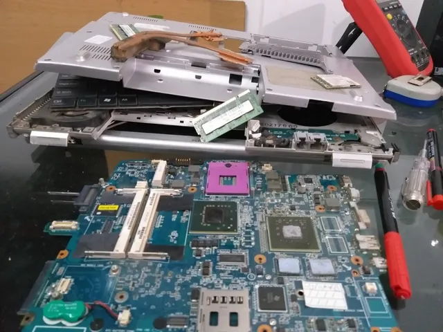 Laptop Specialist Goa - 4