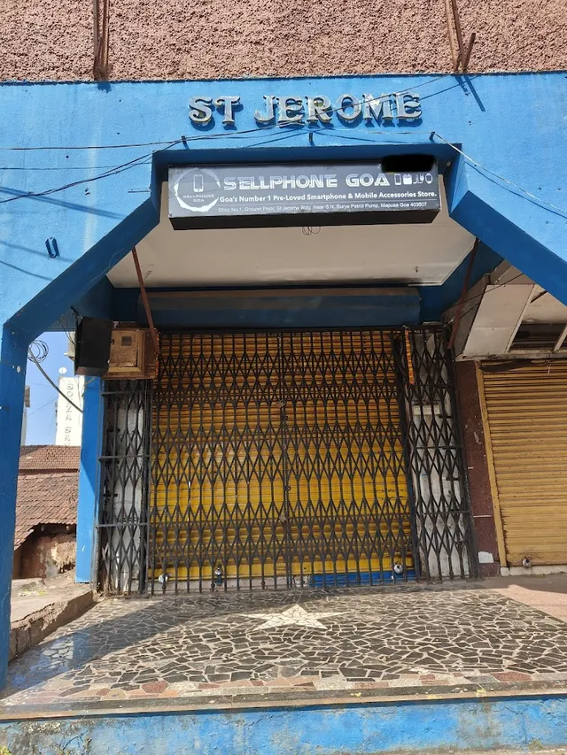 SellPhone Goa (Second Hand Mobiles and New Accessories) - 5