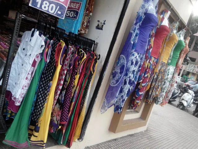 Karishma FASHION HOUSE - 2