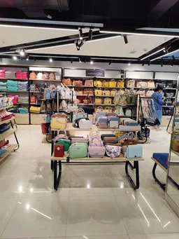 Pantaloons (Dr. P Shivgaonkar Road, Panjim, Goa) - 4