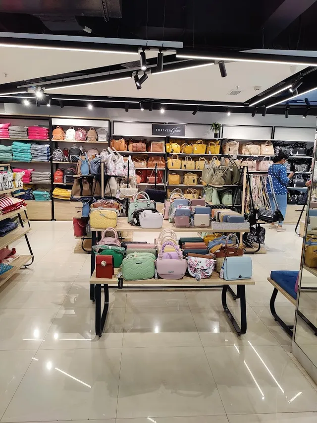 Pantaloons (Dr. P Shivgaonkar Road, Panjim, Goa) - 4