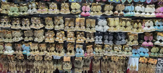 Raza The Shopping Mart - 2