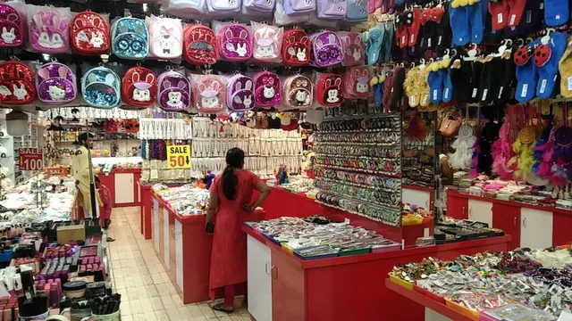 Raza The Shopping Mart - 3