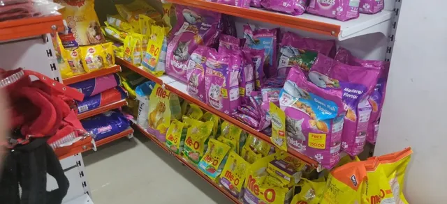 Bark & beyond pet shop - 2