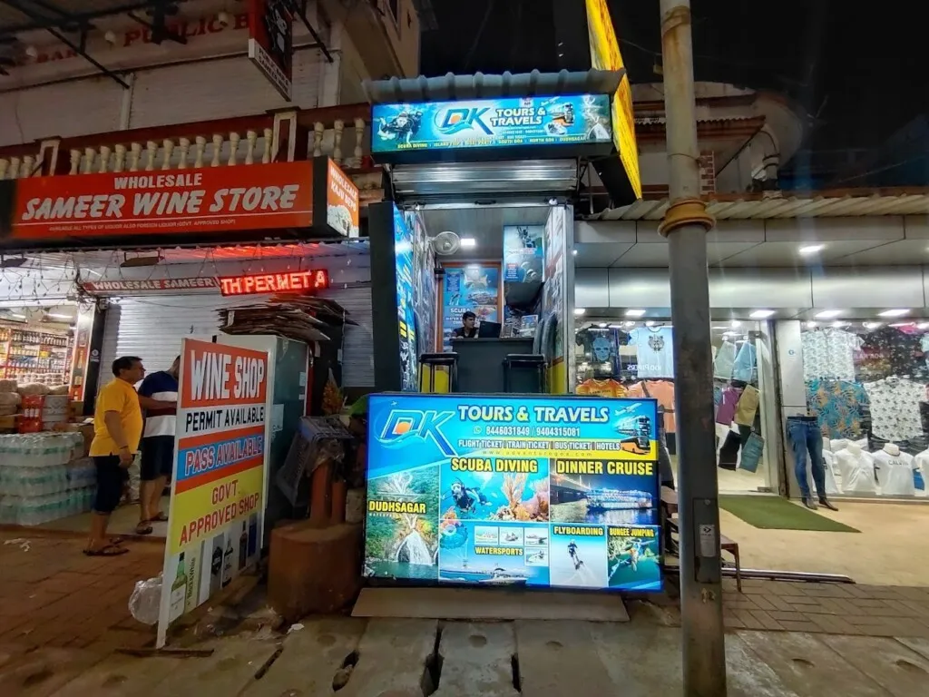 Candolim Beach Water Sports - Calangute Beach Water Sports and Goa Water Sports - DK tours and travels