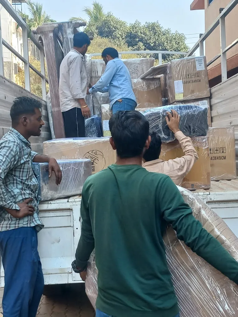 Trackspot Relocation Packers And Movers