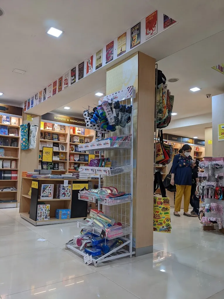 Crossword, Magsons Tower, Campal, Goa