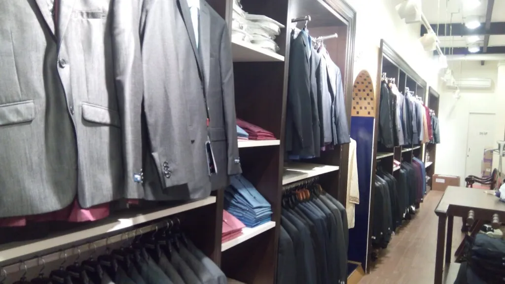 Peter England - Vaglo Building