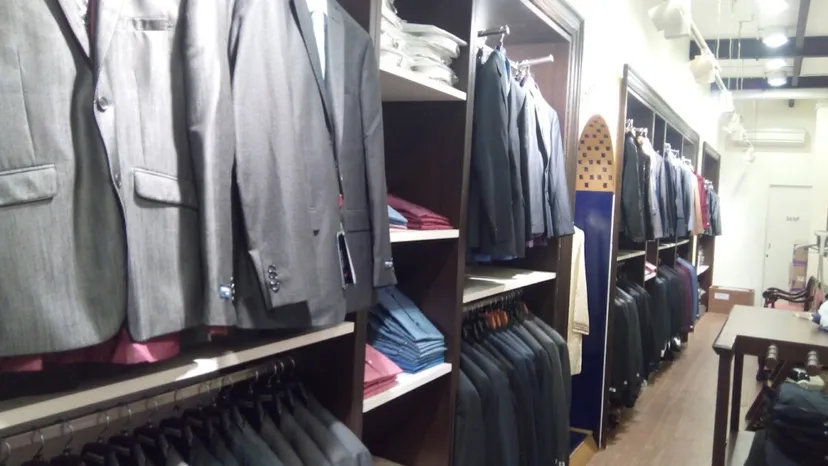 Peter England - Vaglo Building